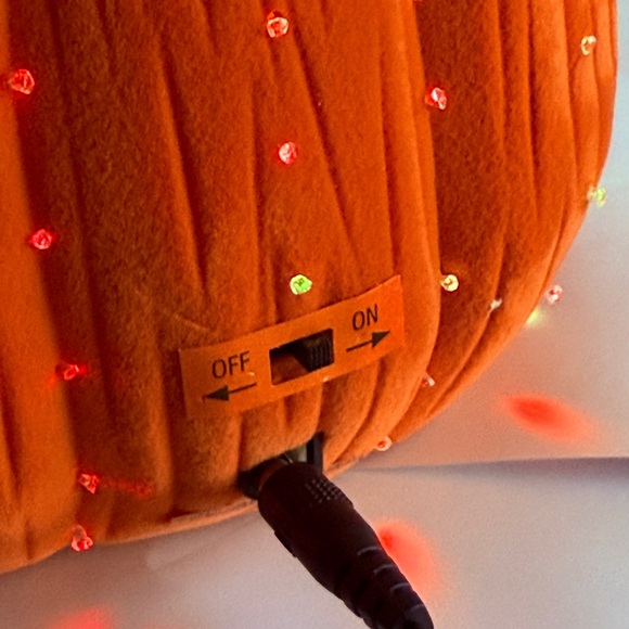 Fiber Optic Avon Glowing Pumpkin Decoration - Tested, Original Box, Vintage 2002 - Picture 12 of 16